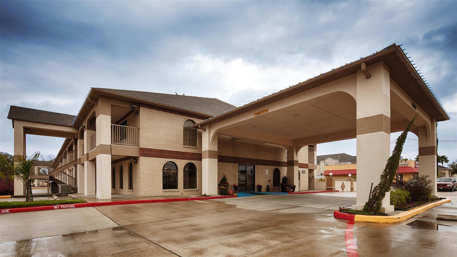 Surestay Hotel By Best Western Deer Park Exterior foto